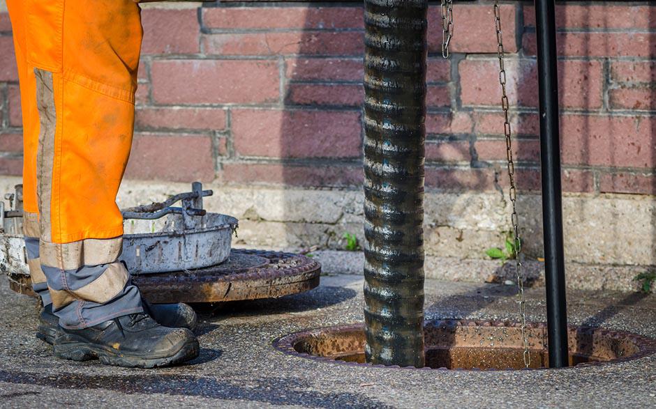 bouchon canalisation wc Magny-le-Hongre